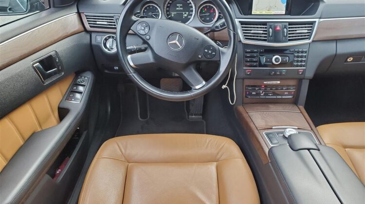 MERCEDES E 250 NAFTE 2012 LOOK AMG GERMANY ??