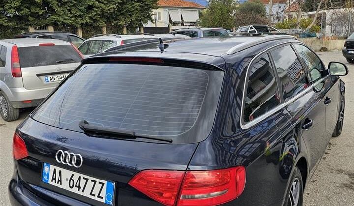 Shitet Audi a4 Gaz (TNG) Benzin