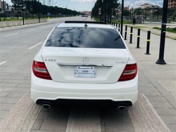 Shitet Mercedes-Benz C300 Viti 2012