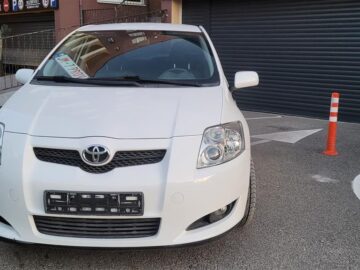 Shitet toyota auris 1.6 benzin