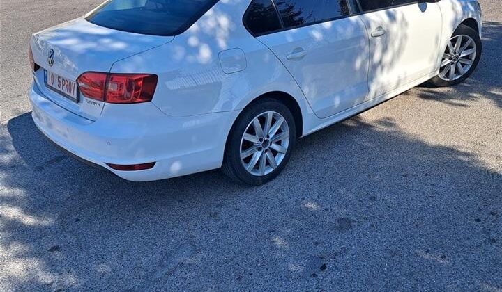 Vw Jetta 2.0 Nafte 2012