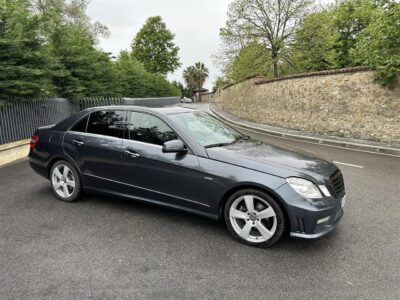 Mercedes E 220