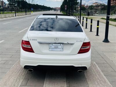 Shitet Mercedes-Benz C300 Viti 2012