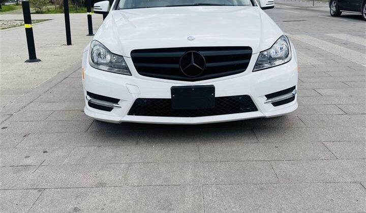 Shitet Mercedes-Benz C300 Viti 2012