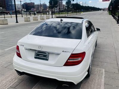 Shitet Mercedes-Benz C300 Viti 2012