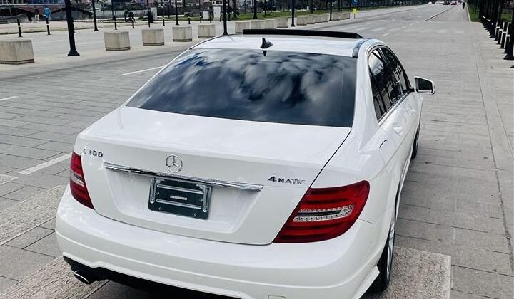 Shitet Mercedes-Benz C300 Viti 2012