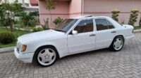 BENZ 124 E 500 V8 FABRIKE