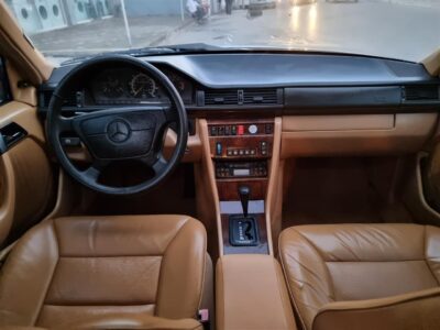 BENZ 124 E 500 V8 FABRIKE