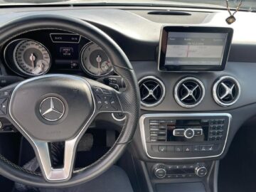 Mercedes Benz Cla 200 Amg Line