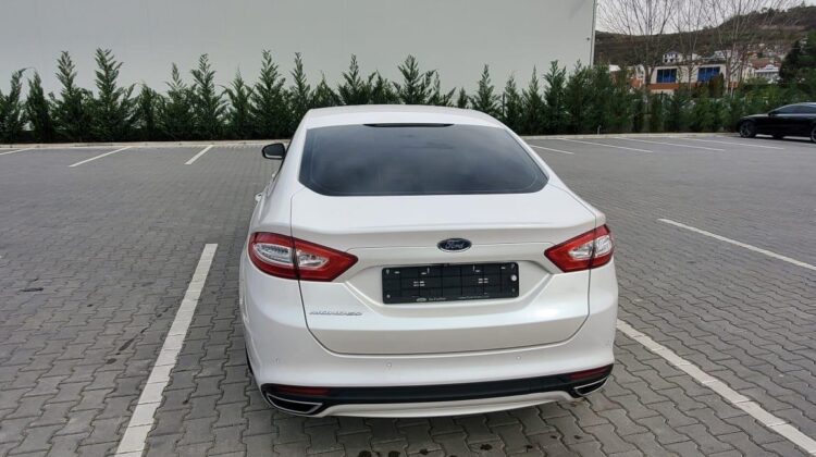 Ford Mondeo 2015