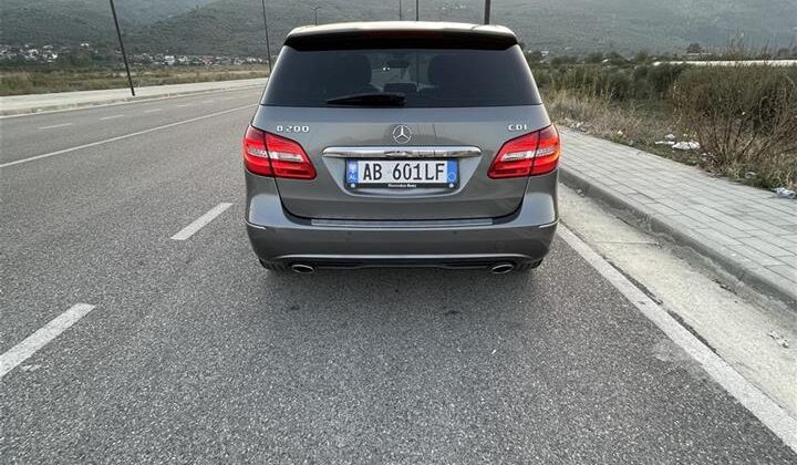 Okazion Shitet Mercedes Benz B-Class 200 Avangarde