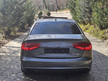 AUDI A4 2.0 TDI QUATTRO 2013