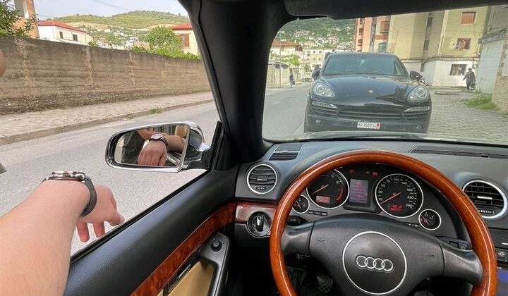 AUDI CABRIO