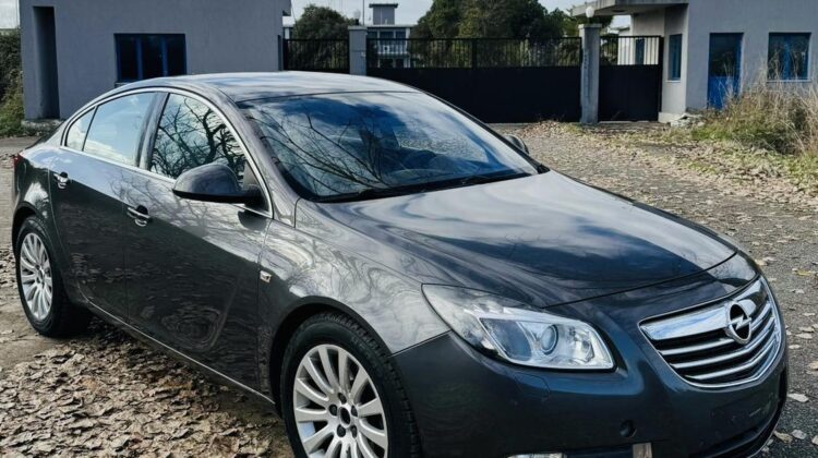 OPEL INSIGNIA 2.0 NAFTE