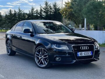 ??AUDI A4??