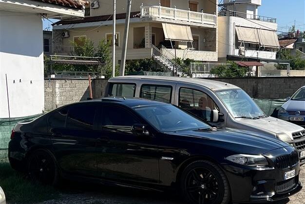 SHITET OKAZION BMW 528I 3.0aspirato Gaz 100%