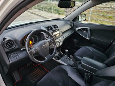 SHITET TOYOTA RAV4 7800 €