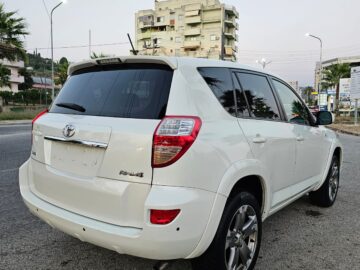 SHITET TOYOTA RAV4 7800 €