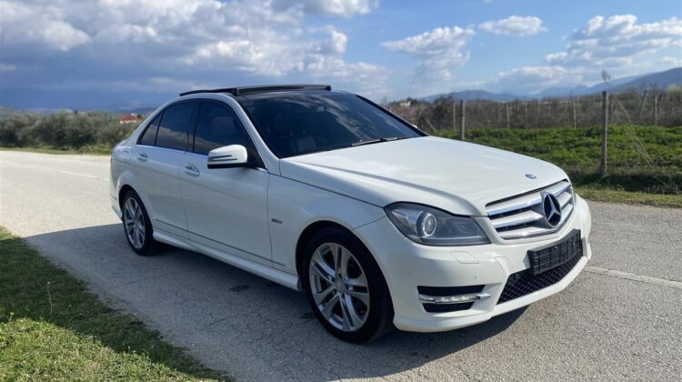 Shitet Mercedes C Class 220 Nafte Automat viti 2012