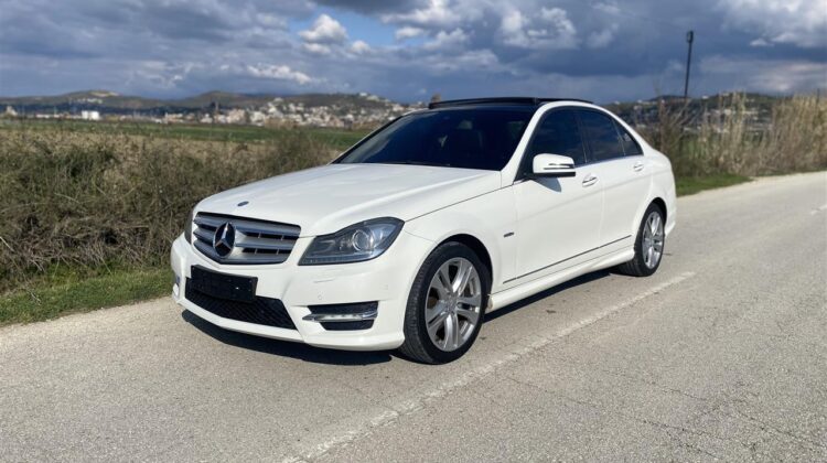 Shitet Mercedes C Class 220 Nafte Automat viti 2012