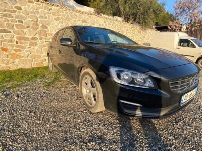 Volvo V60 D4 2015