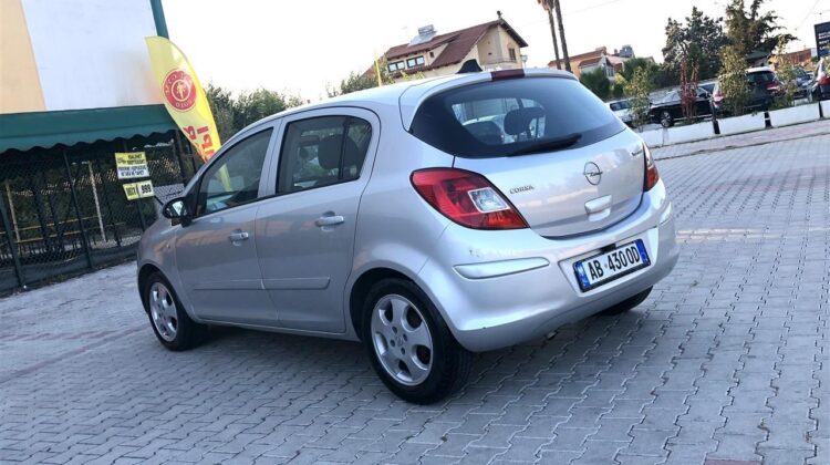 Opel Corsa 1.2 Benzine+Gaz (sapo targuar)