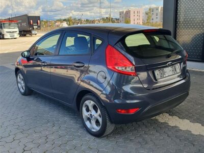 Shitet ford fiesta 1.4 benzin gaz viti 2012