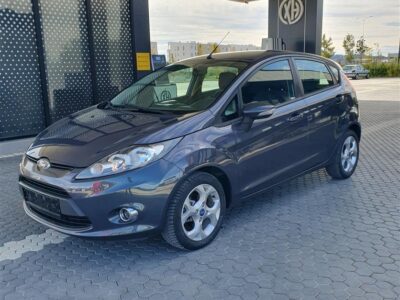 Shitet ford fiesta 1.4 benzin gaz viti 2012