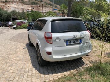 Toyota rav4 automat full